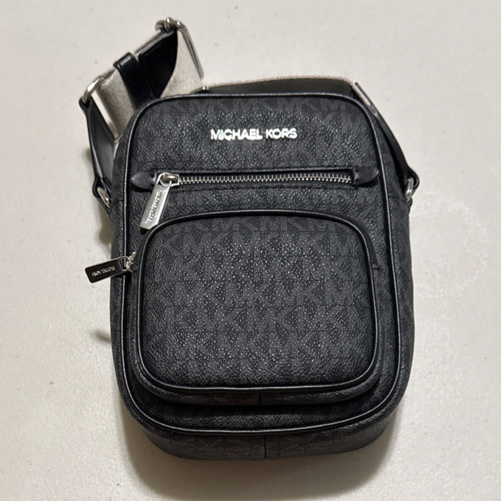 Michael Kors Gray Logo Print Men’s Crossbody Bag with Outer Pockets