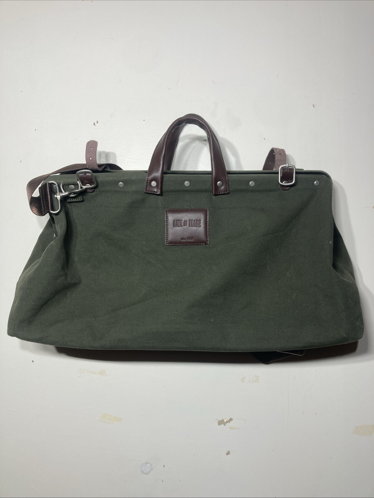 Line of Trade no 0312 Canvas Weekender Bag Olive Green 22″x12″x6″