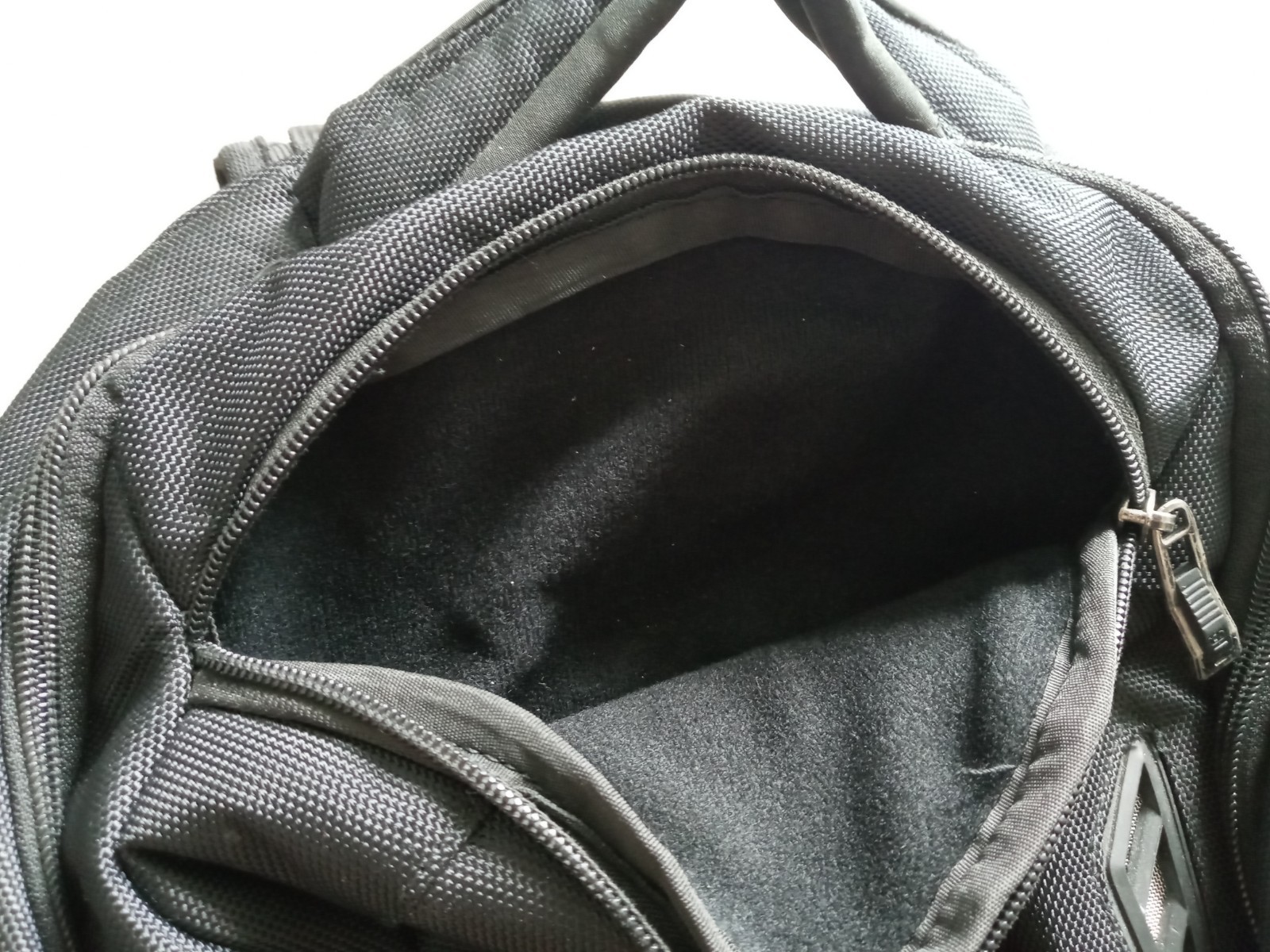 Ogio AFS Technologio Backpack With Bosch Patch perfect condition Black