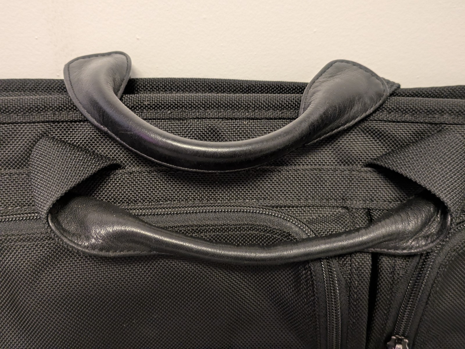 Tumi Alpha Ballistic Nylon Laptop Briefcase Carry Top Handle Shoulder Strap