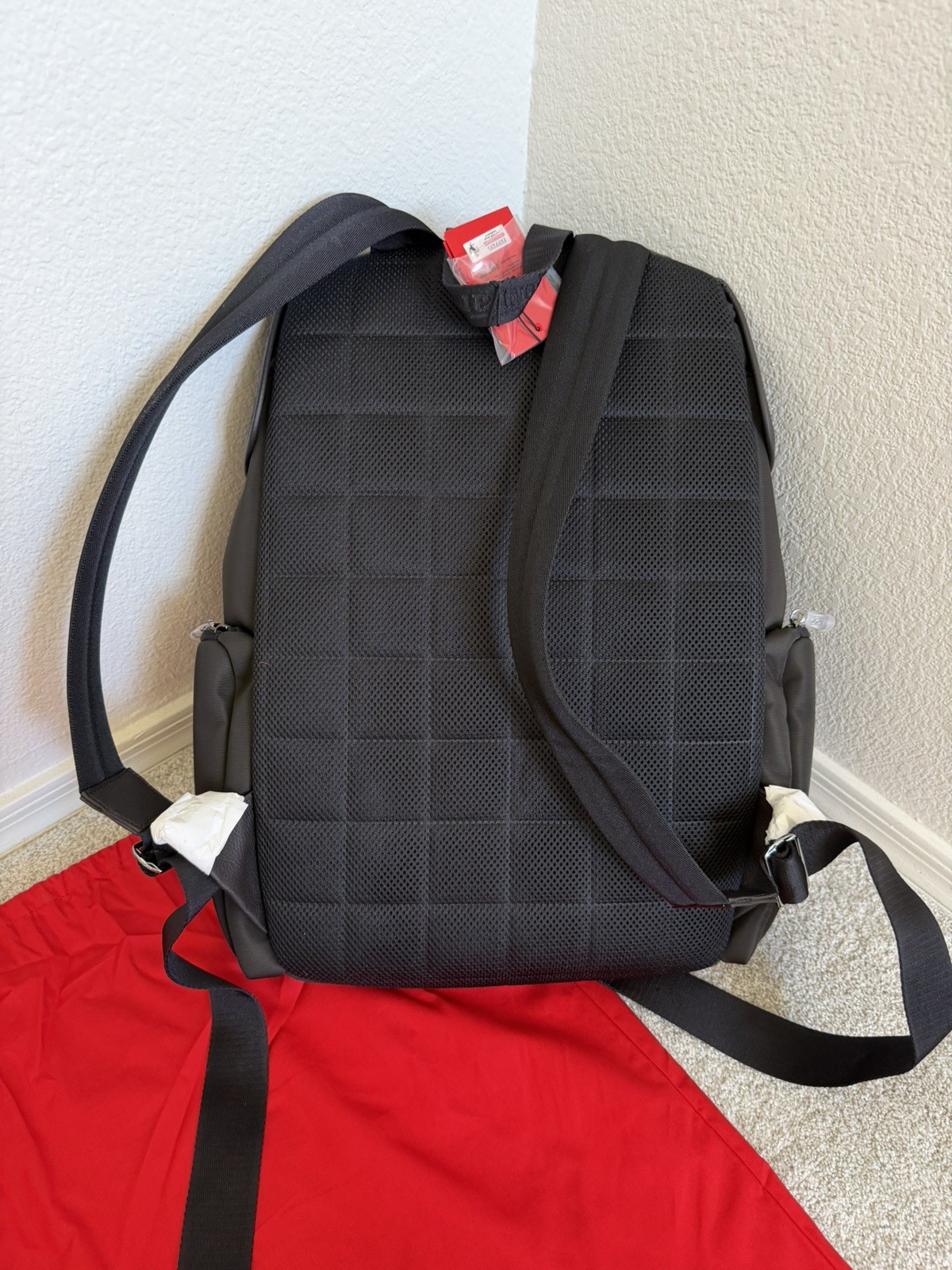 Ferrari Purosangue Owners Leather Backpack with Dust Bag AND KEY BOX – Genuine