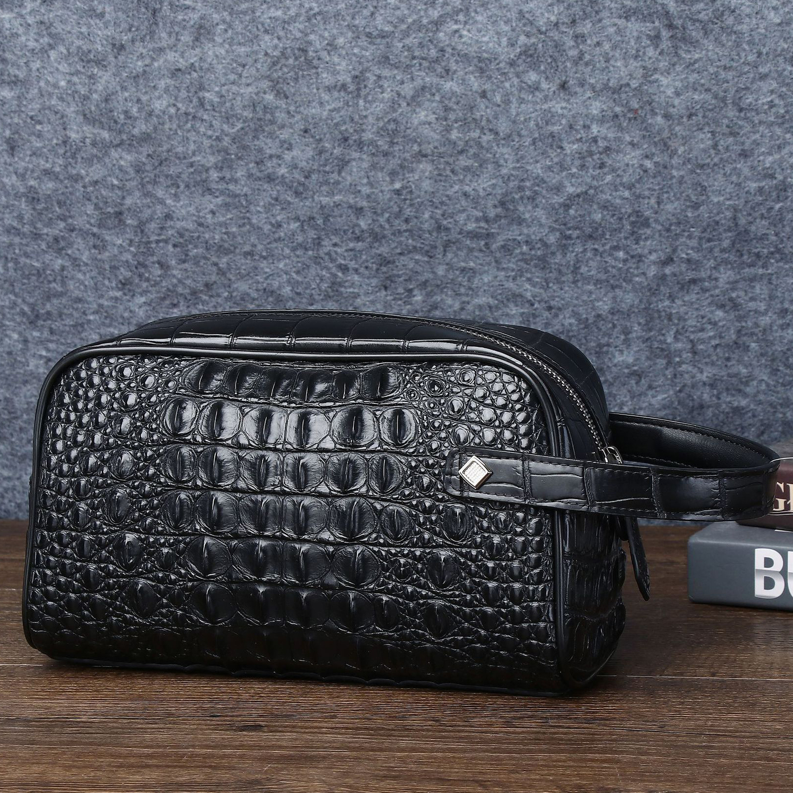 Top Cowhide Leather Men’s Clutch Bag Crocodile Pattern Zipper Handbag
