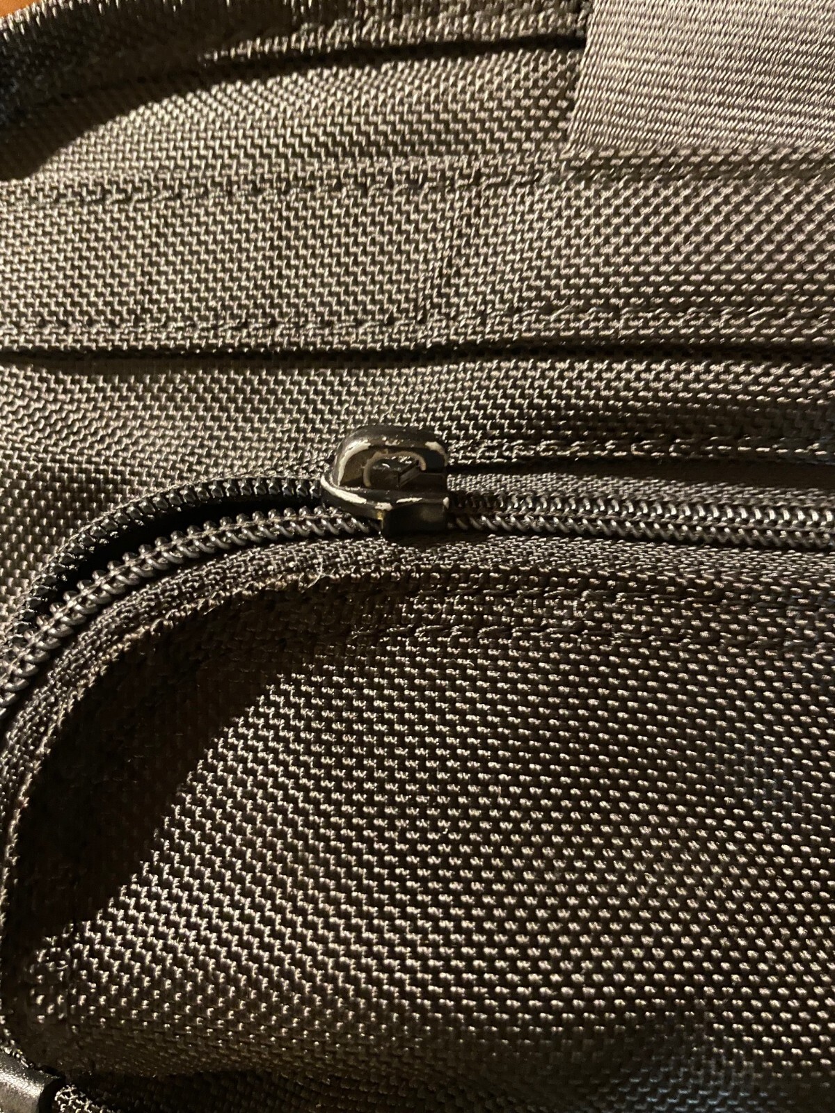 Tumi 26101DH Alpha Slim Black Nylon Portfolio Briefcase Bag 11.5 X 16 X 2.5