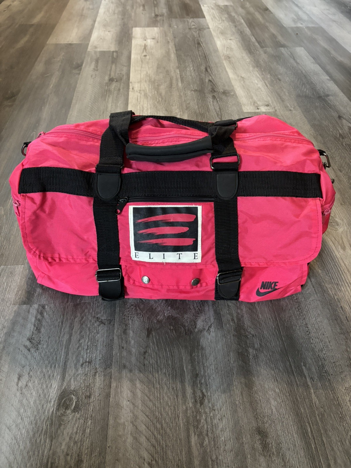 Vintage 90s Nike ELITE hot pink Duffel Bag Sports / gym bag
