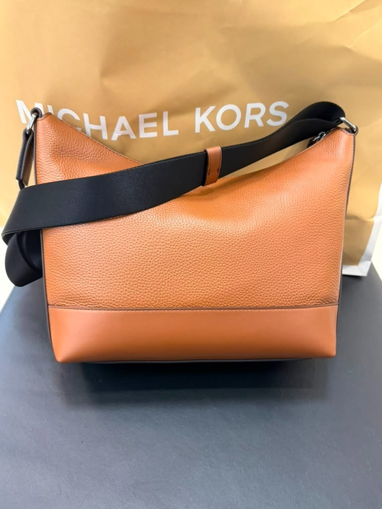 Michael Kors Cooper Pebbled Leather Soft Crescent Crossbody Bag Luggage Men MK