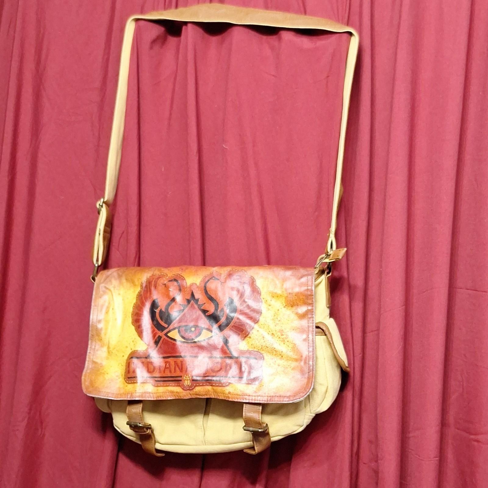 Disney parks Indiana Jones messenger bag, Adjustable Strap, Inner Pockets