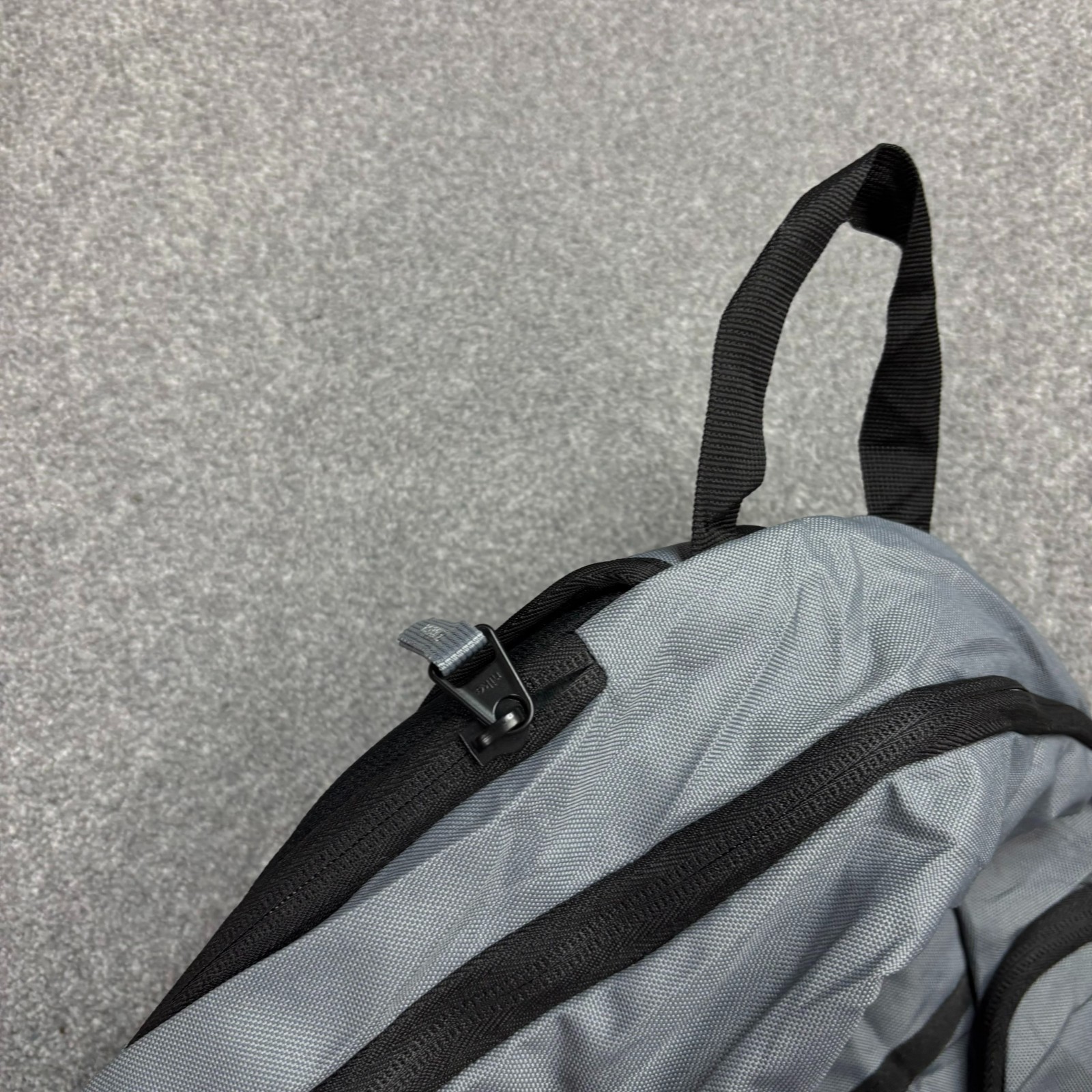 Nike Bag Adult Grey Utility Swoosh Outdoors Sports Casual Y2K Basketball Mens