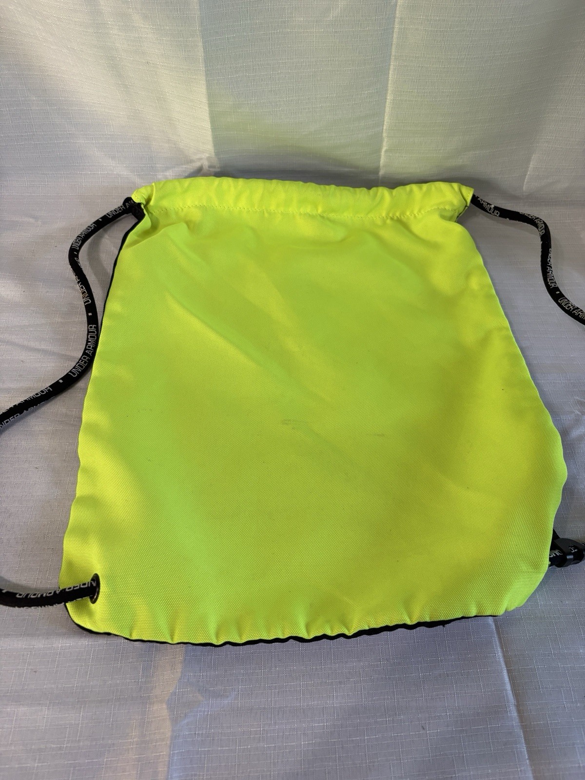 Under Armour Ozsee Sackpack Drawstring Gym Bag Black/Neon Yellow Sports Gear