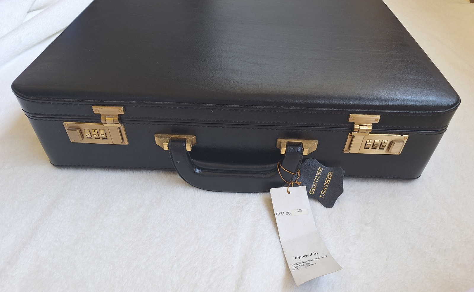NWT Vintage SONALIN Genuine Leather Attaché Case 18x13x4.5″ 1990s NOS