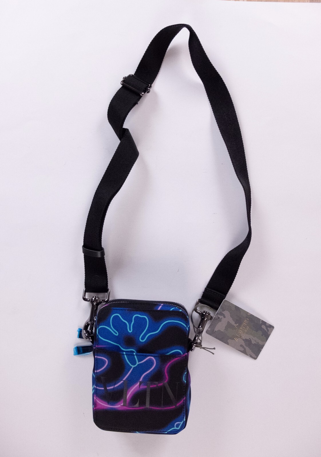 (NO CUSTOMS TAX) VALENTINO Garavani VLTN black neon camouflage small canvas bag