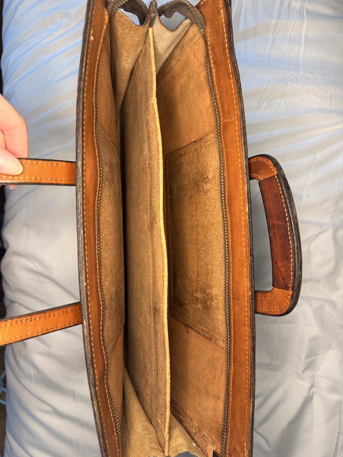 Men’s Brown Large Briefcase/Document Case Zip Closure Top Handle Inner Pockets