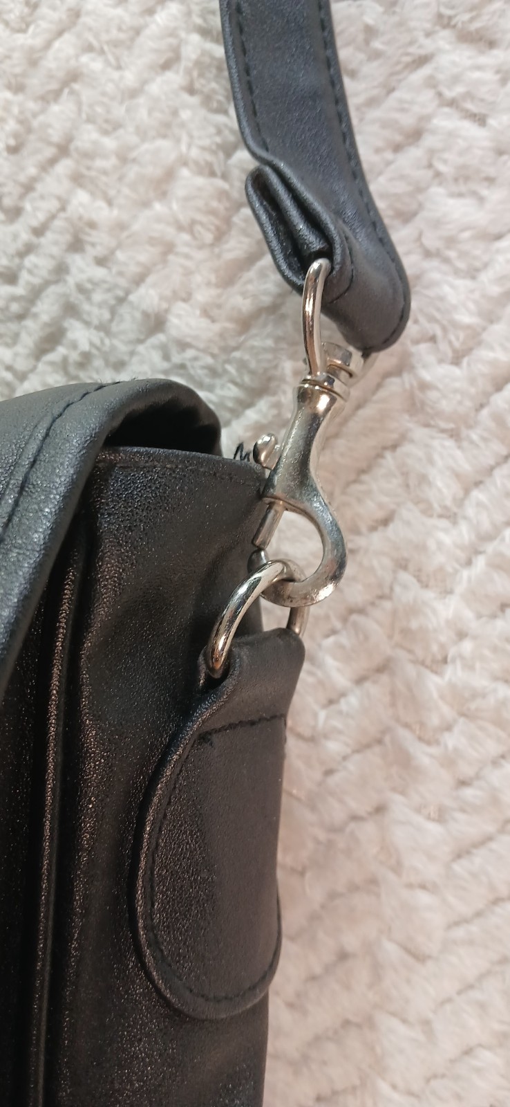 Unicco – Black Leather Bag – Document Holder – 12.5 x 8 x 3″ – Excellent Cond