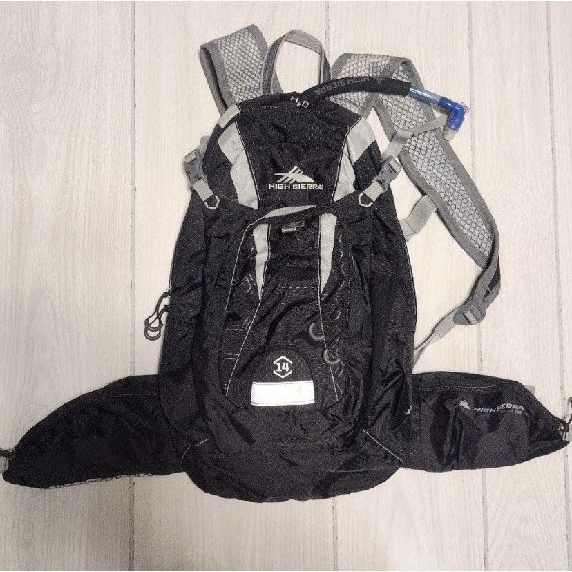 high sierra Hydration Backpack 14L Black Airflow Cooled