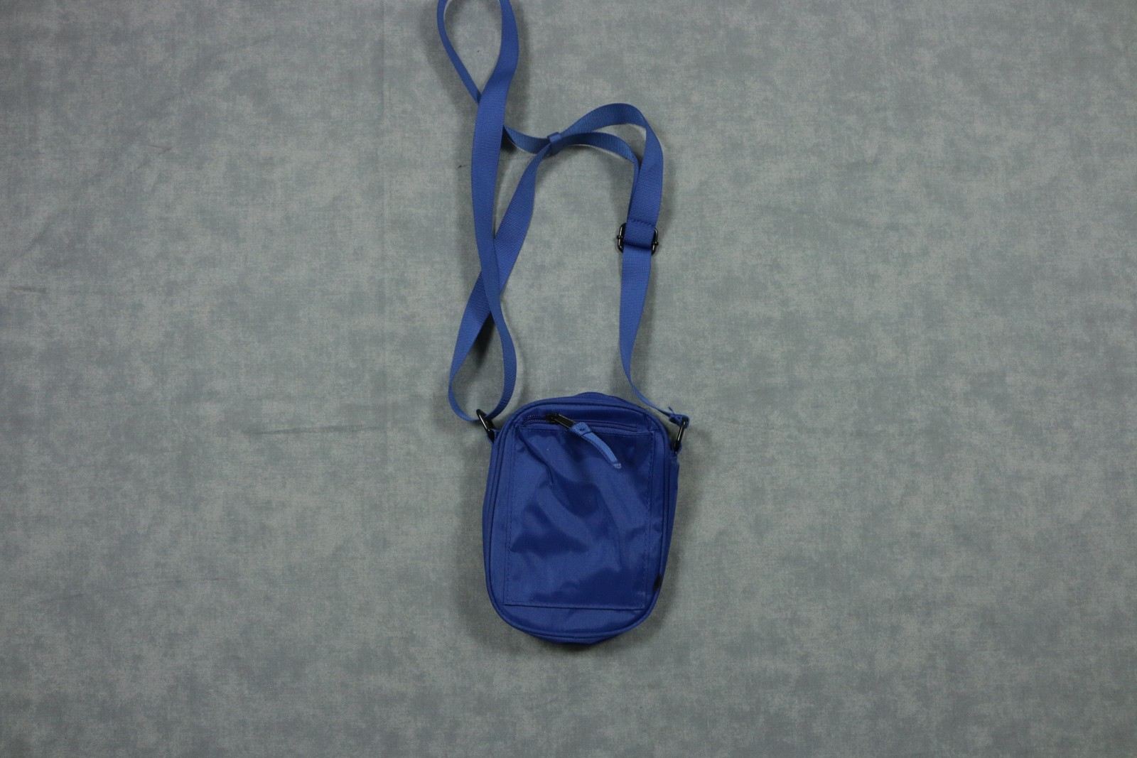 Urban Outfitters Crossbody Bag Unisex Adjustable Strap Blue Nylon Travel Pouch