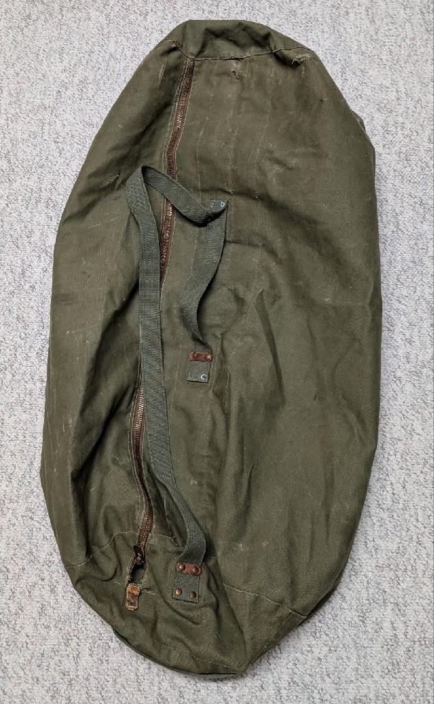 vintage GOKEY oversized DUFFLE BAG canvas leather 35″ green SPORTSMAN orvis