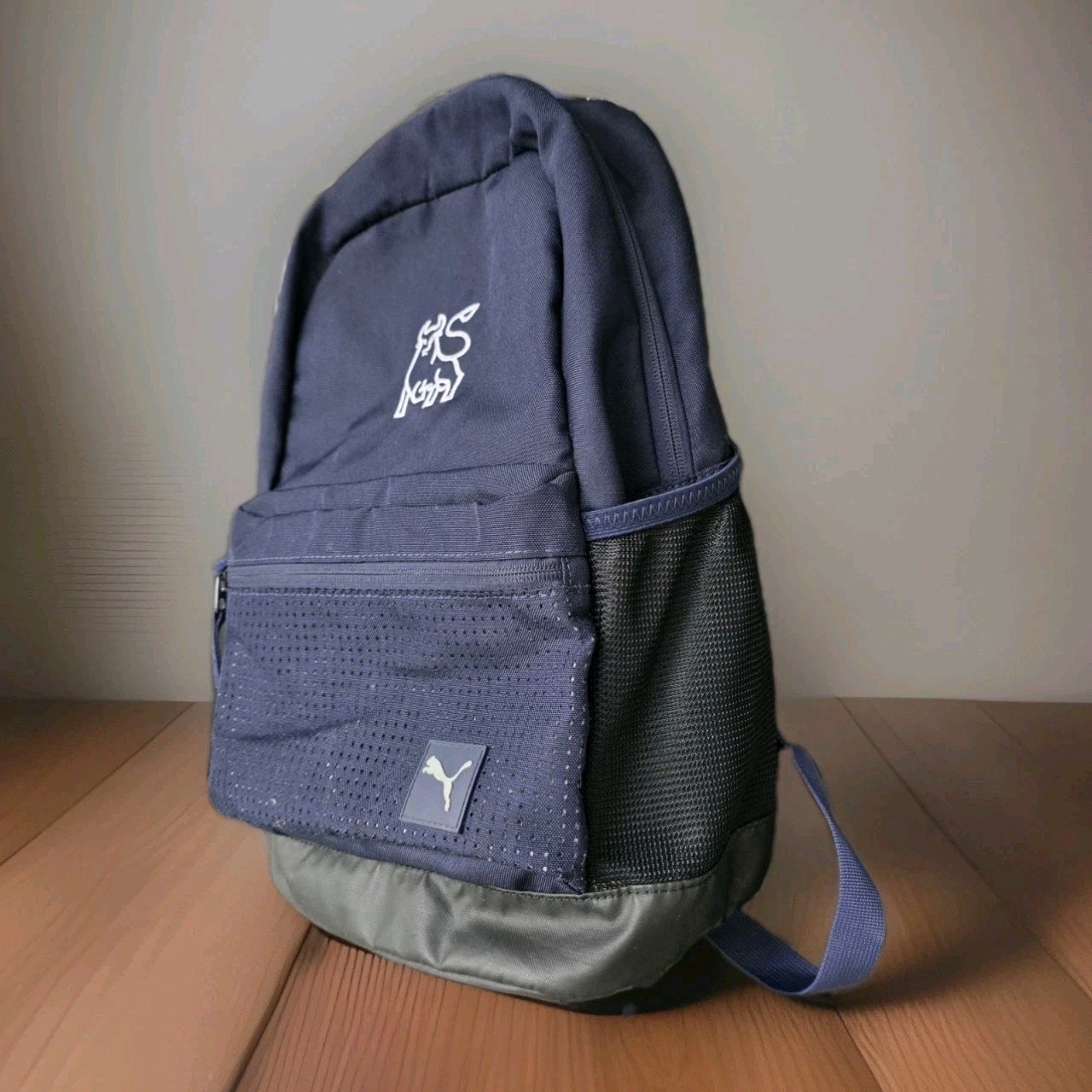 Merrill Lynch Puma Backpack Blue Black Wall Street Finance CS-174-BTS19 EUC