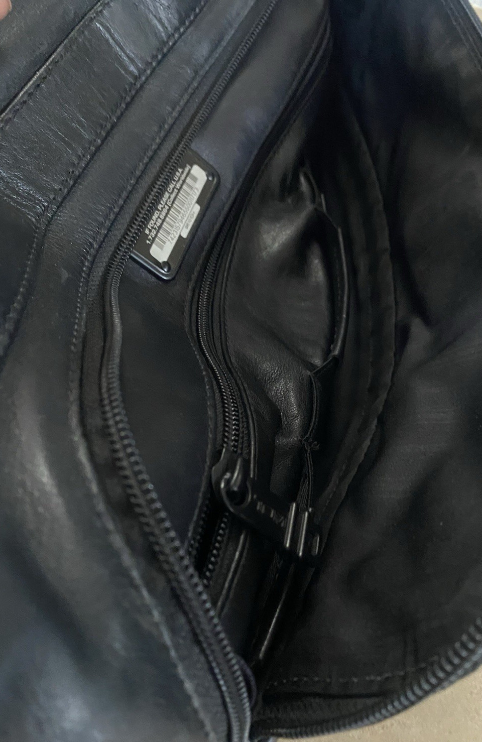 TUMI 96101DH Black All Leather Slim Laptop Business Shoulder Briefcase EUC, $650