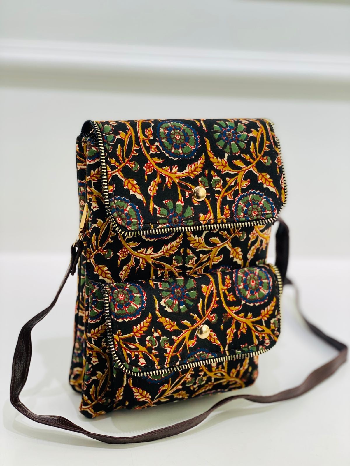 “Handmade Ethnic Sling Bag – 9×7 Inch – Boho Crossbody Purse – Traditional Beg