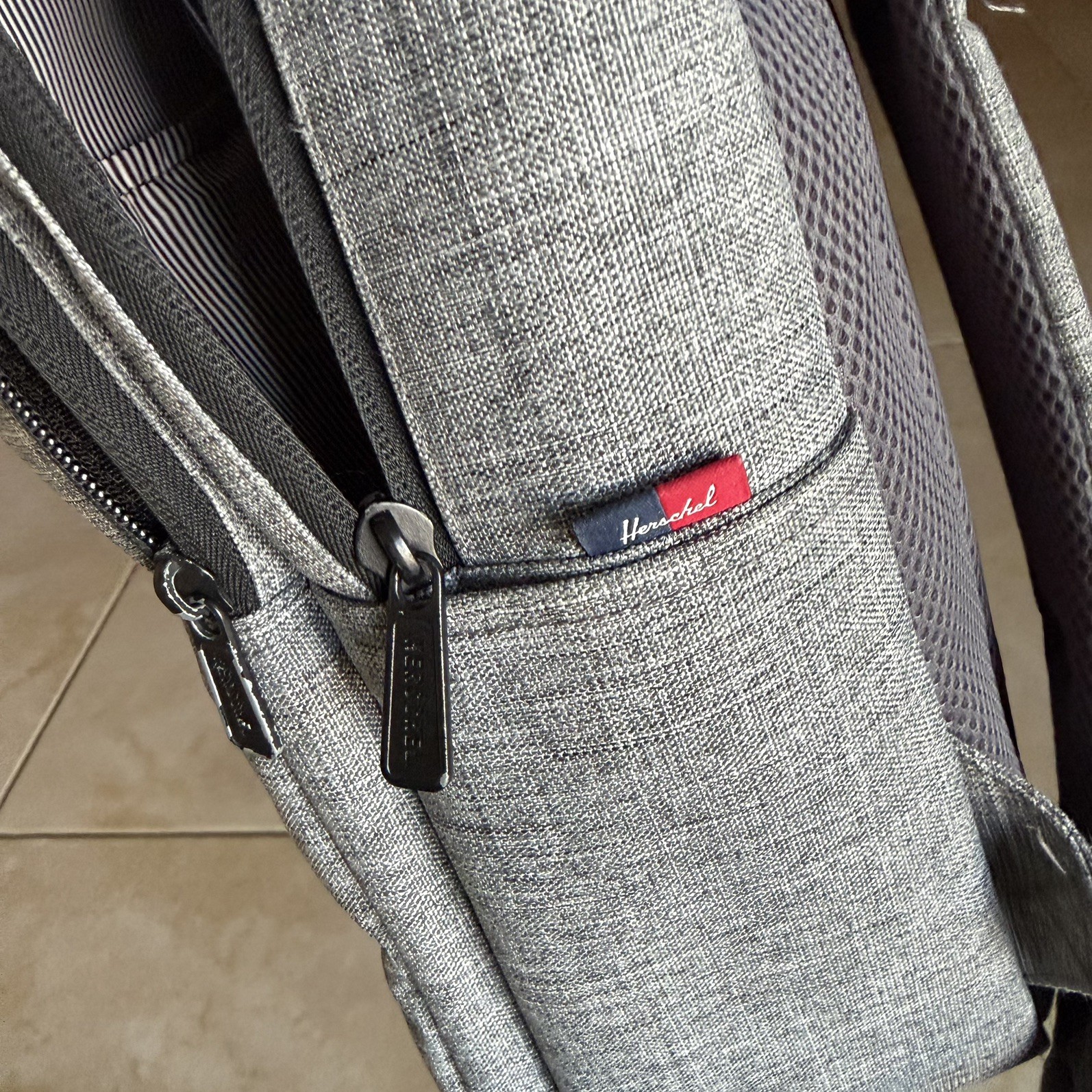 Herschel Kaslo Backpack | Tech – 20l Slim Gray 16”H 14” W