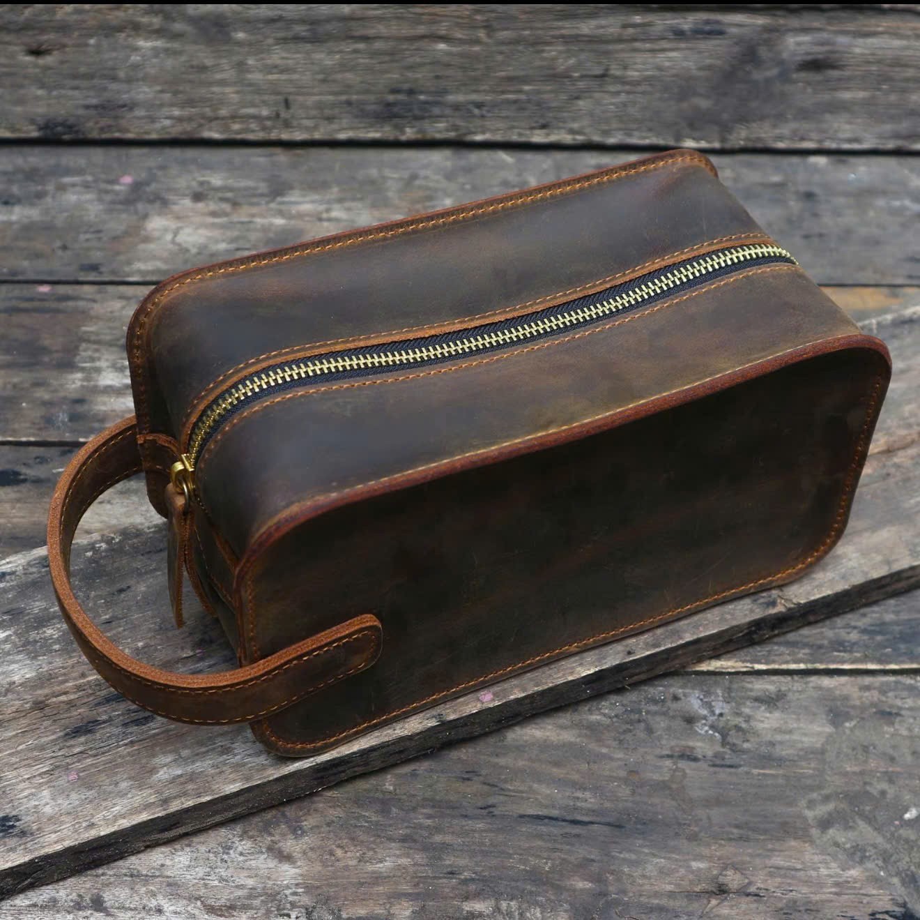 Toiletry Travel Bag Dopp Kit Genuine Leather Personalized – Gift for him. TH04