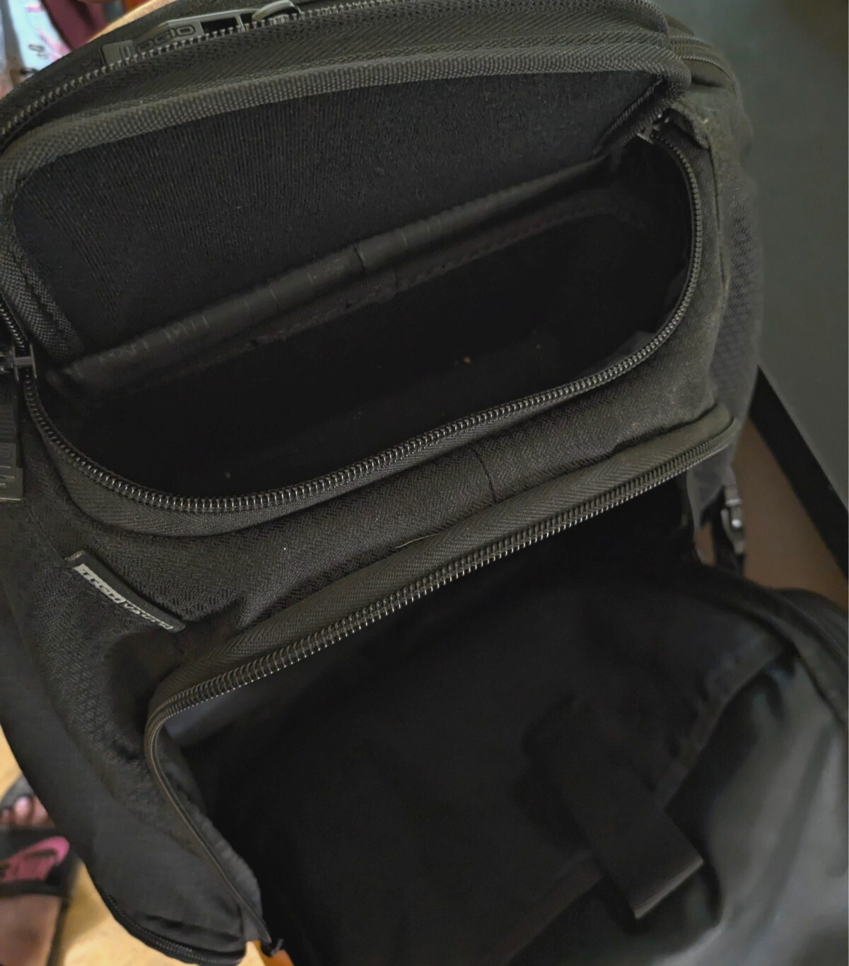 OGIO Airflow Tech Vault Checkpoint Black Laptop Travel Backpack Branded