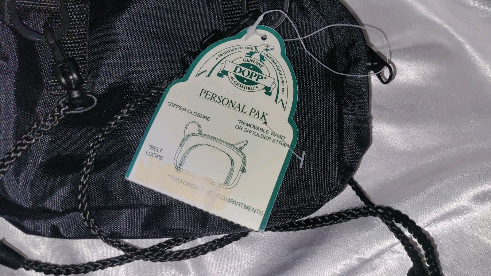 Dopp Personal Pak,NWT~Zip, 2 Compart~Belt Loops~Removable Wrist/ Shoulder Strap