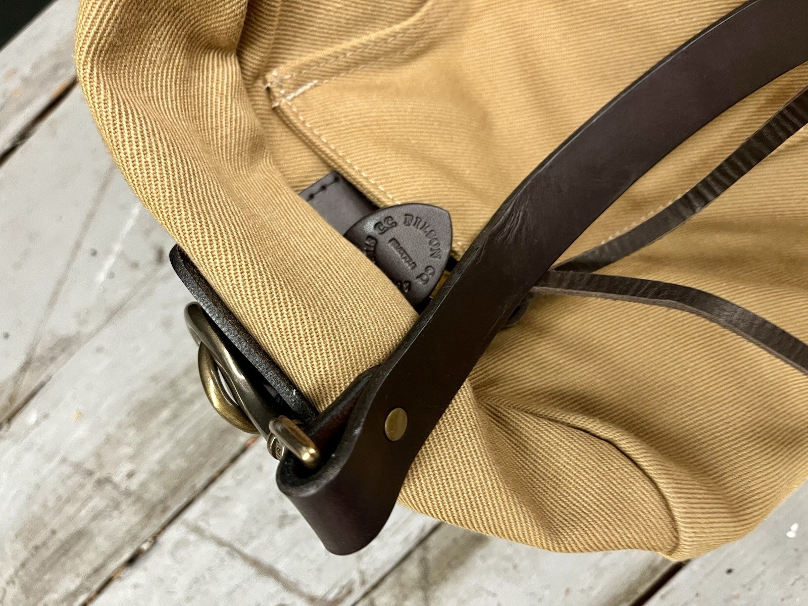 Filson Rugged Twill Large Duffle Bag 29x14x12″ Tan Heavy Canvas Waxed