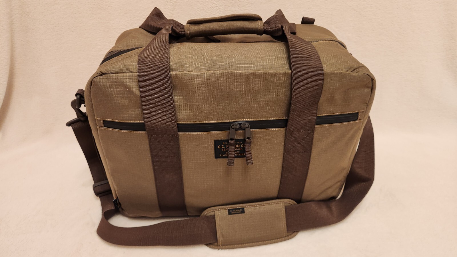 Filson Ripstop Nylon Pullman 20115932 Field Tan Duffle Briefcase Backpack CC