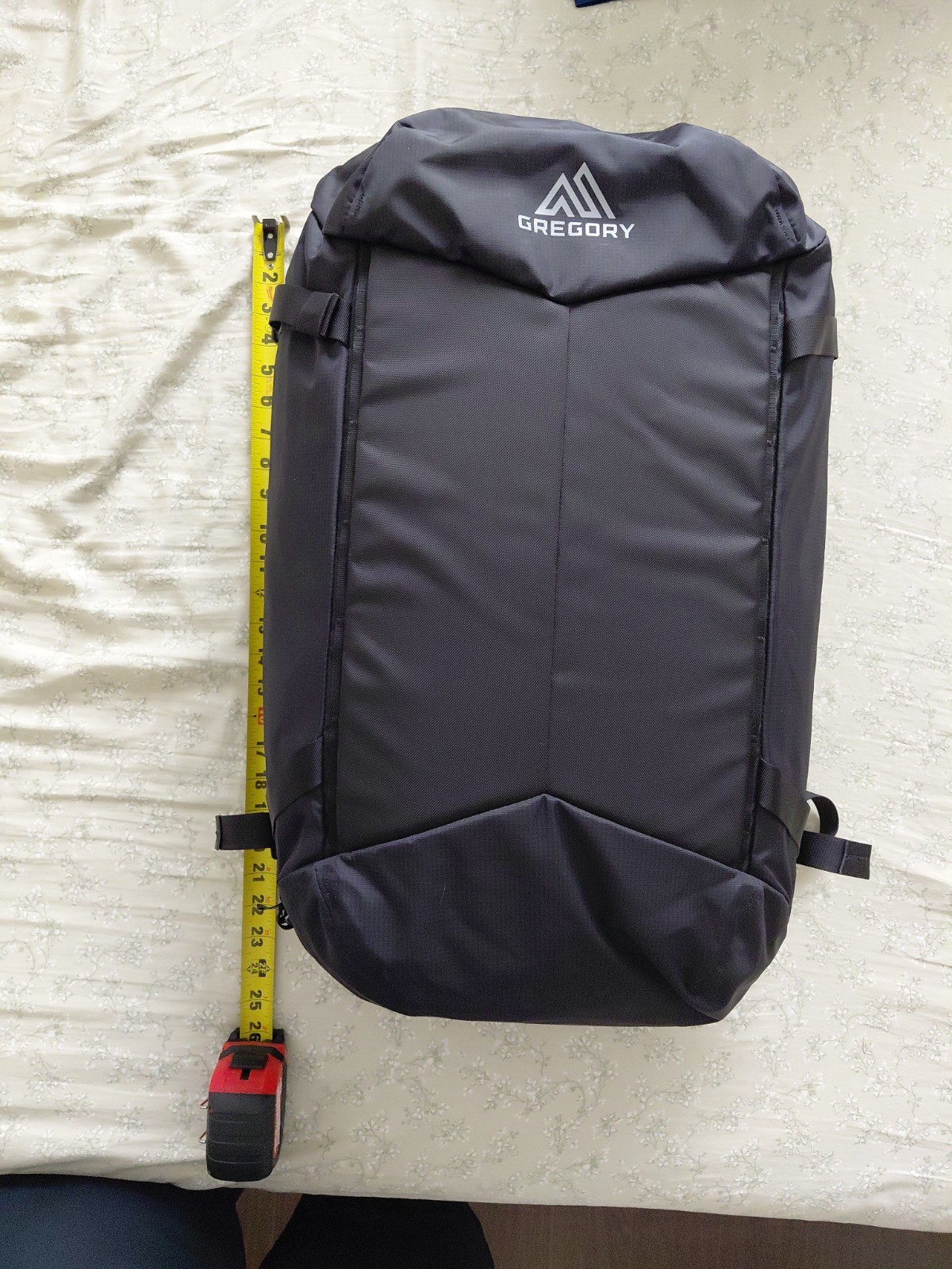 Gregory Compass 40, Laptop Compartment And 2 Zippered Pockets, For Travel