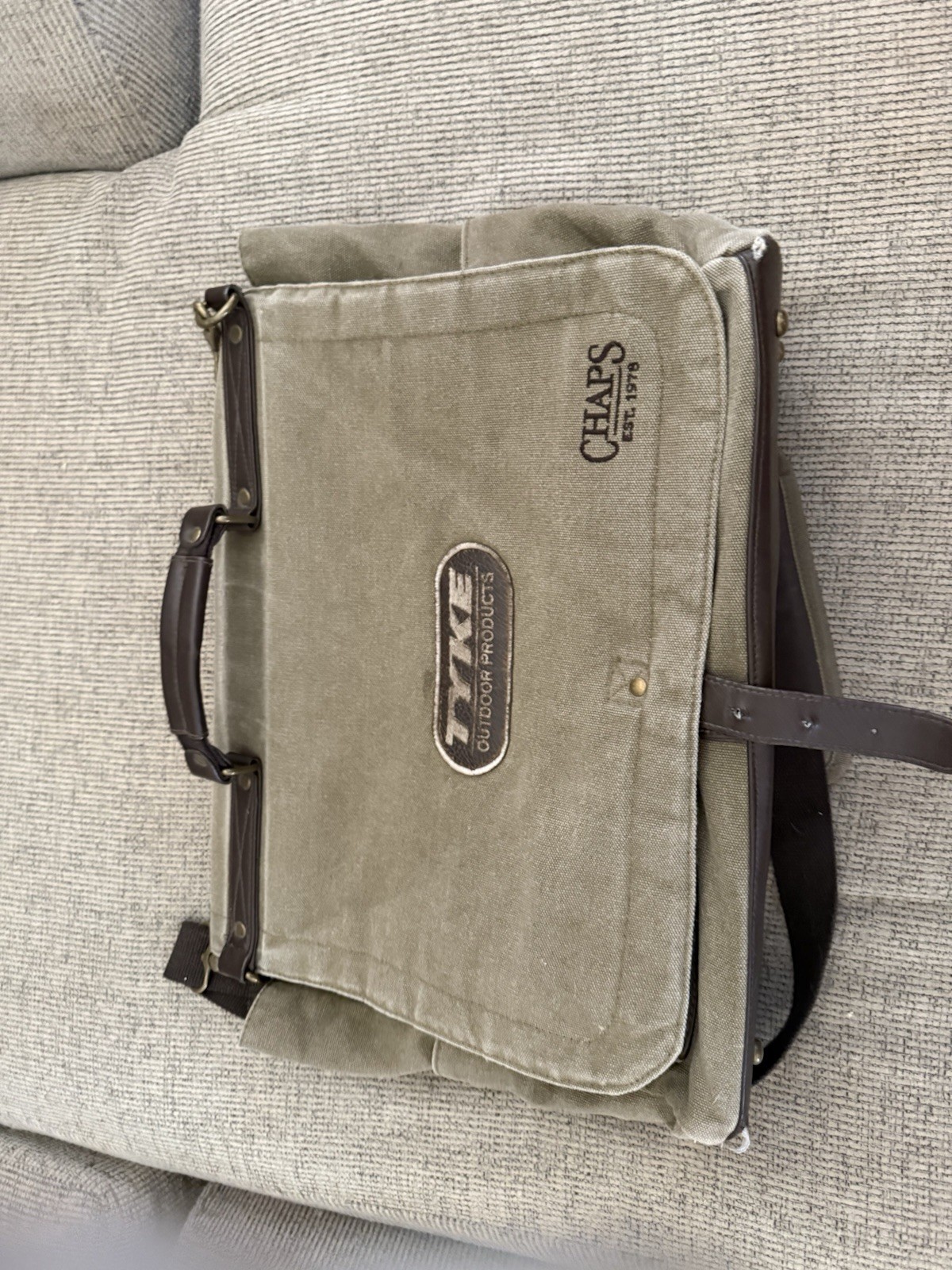 CHAPS Messenger Canvas Laptop Shoulder Bag Elmhurst Business. Green- Brown