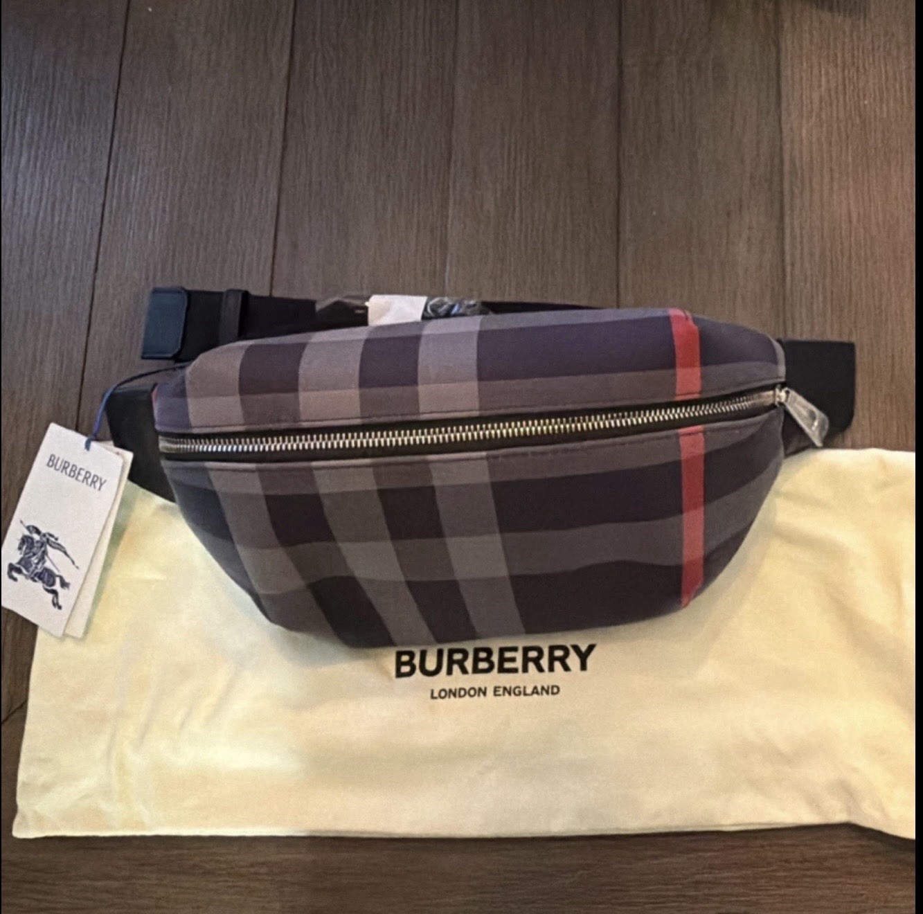 Burberry Men’s Check Belt Bag Gray Black Red Zip Adjustable Strap Designer