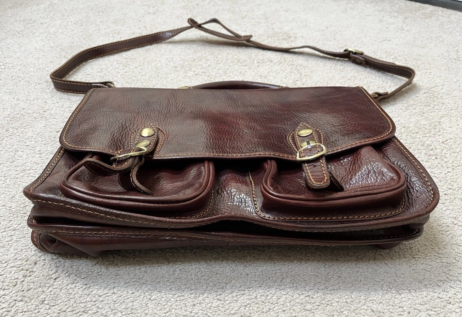 Italian Leather Messenger Computer Commuter Briefcase Bag Brown Strap Snap