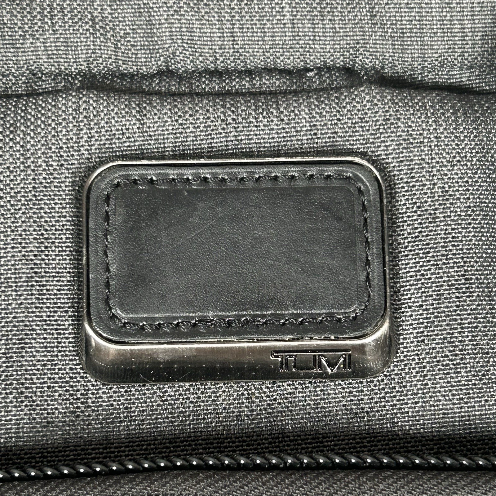 TUMI Alpha Bravo Albany Slim Commuter Brief Black Nylon Ballistic Leather EUC