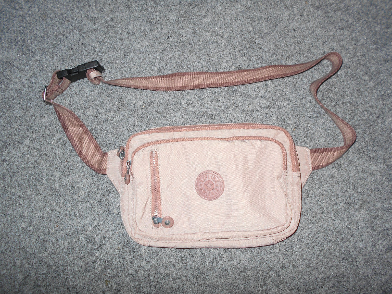 KIPLING ABANU CONVERTIBLE PALE LAVENDAR WAIST SLING PACK BAG