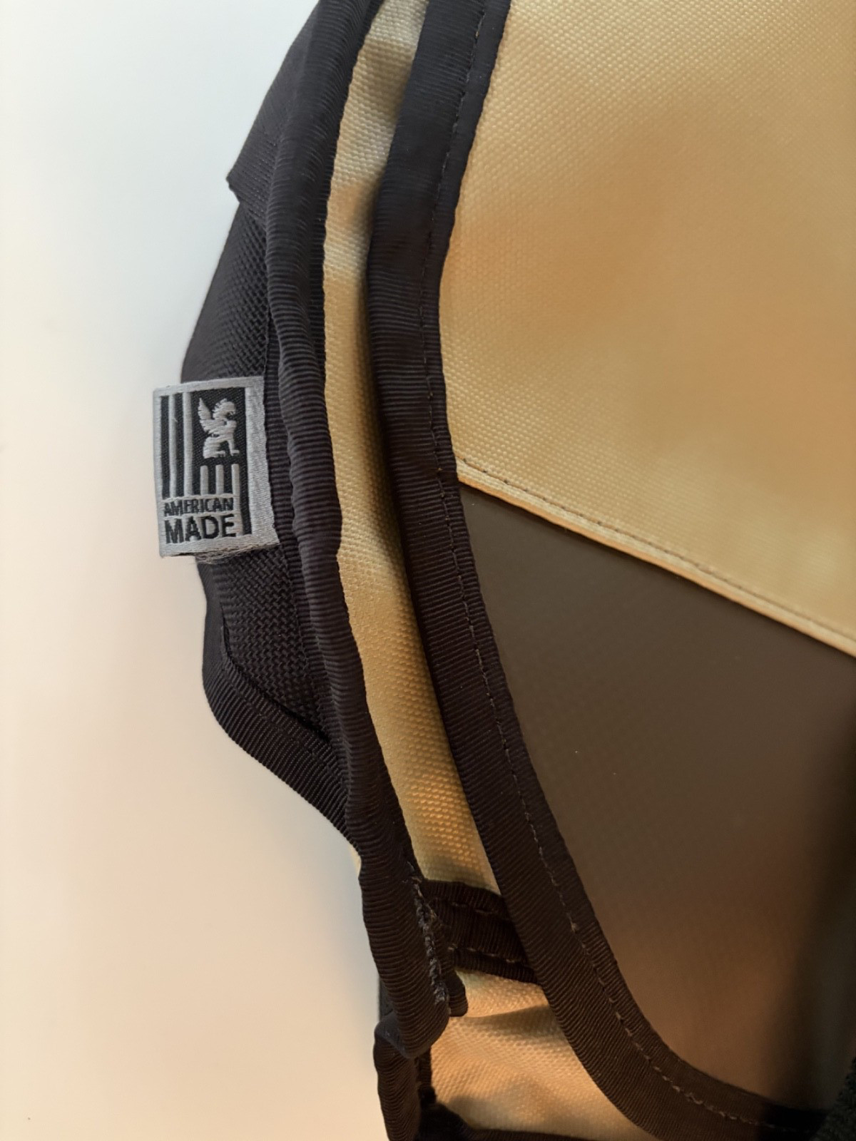 Chrome Industries Citizen messenger bag – custom THE DUDE ABIDES – Big Lebowski