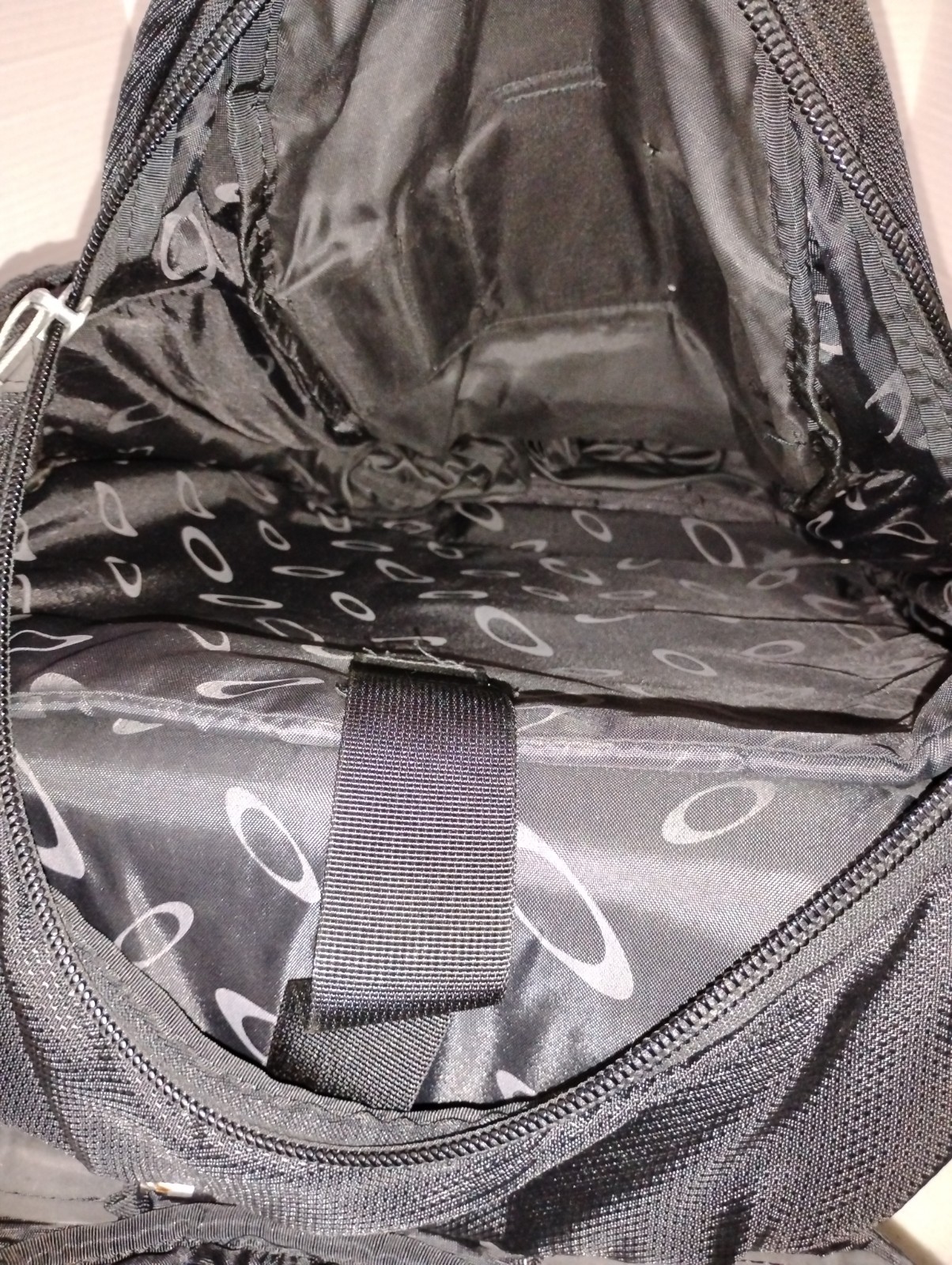 Oakley Kitchen Sink Tactical Field Gear Backpack Stealth Black Daypack Hiking