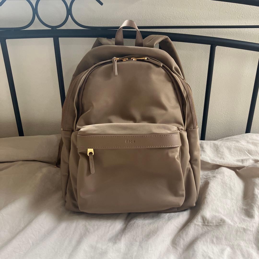E’POR Mini P Beige Bag