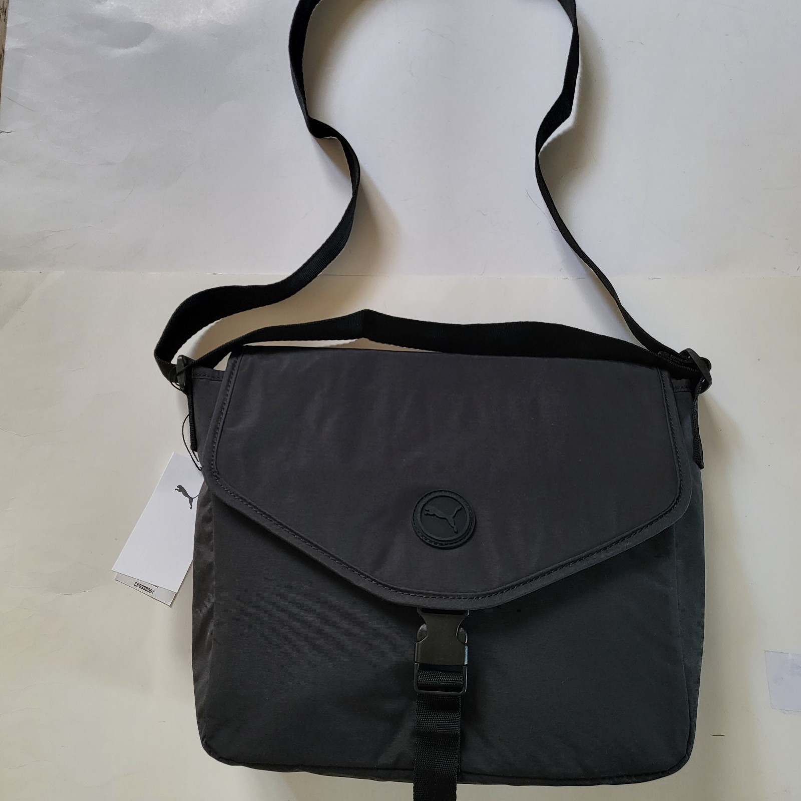 PUMA messenger crossbody bag signature Logo Black