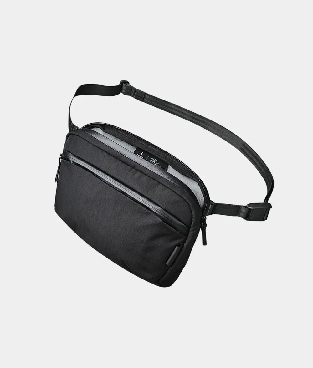 ALPAKA Flight Sling Bag Cross Body Pack Tactical Utility Travel Black New!