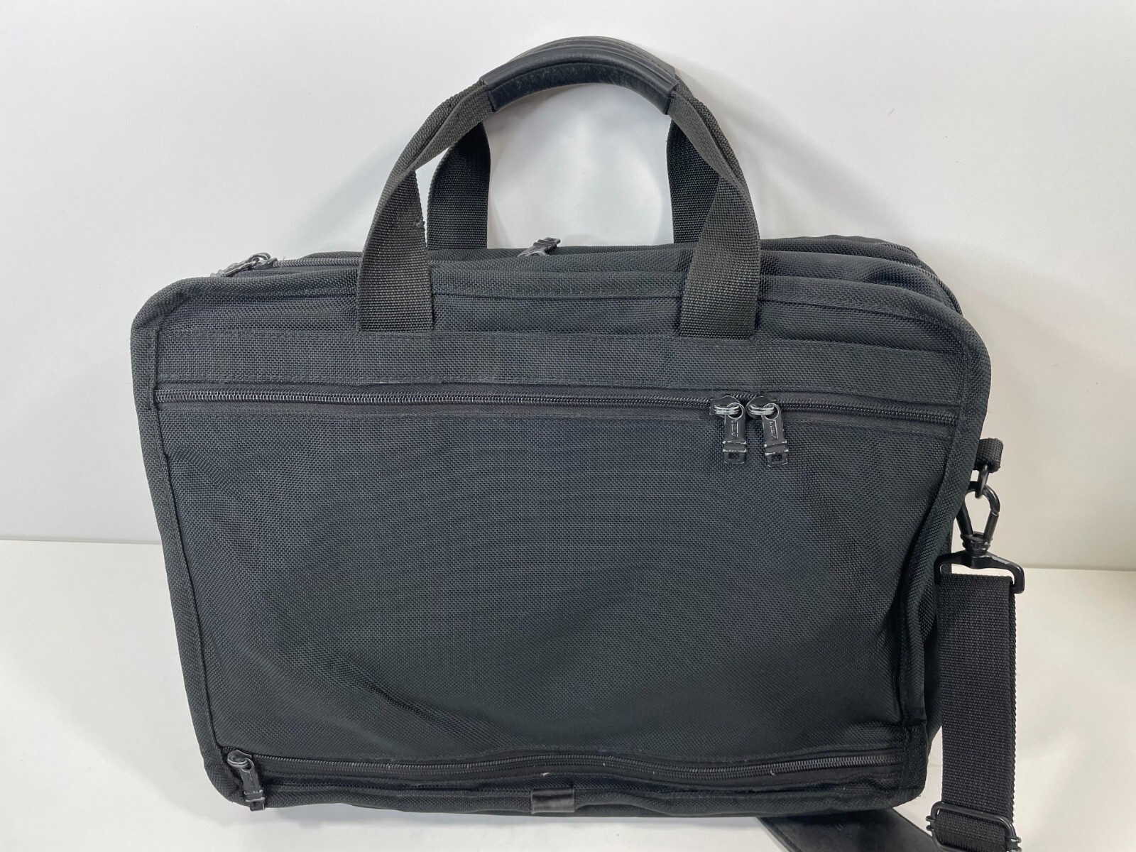 Tumi Alpha Expandable Black Ballistic Nylon Briefcase Work Shoulder Bag