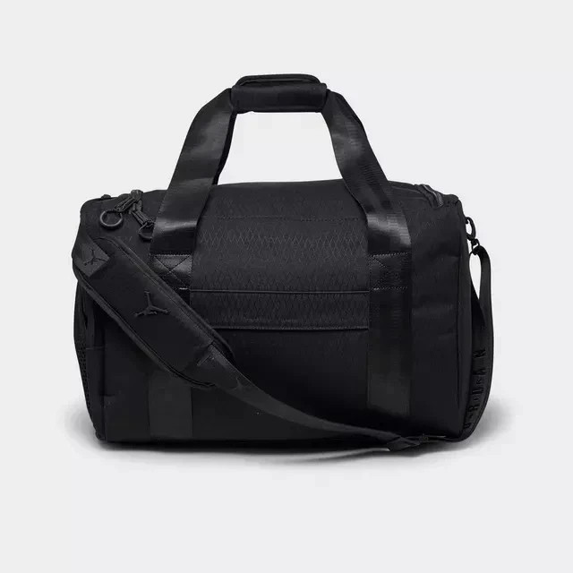 NEW Jordan Collectors Gym Duffle Bag NWT Nike Black 45L Travel Duffel MA9181-023