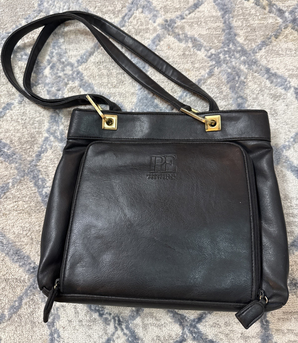 Perry Ellis Portfolio Black Genuine Leather Shoulder Messenger travel Bag Soft