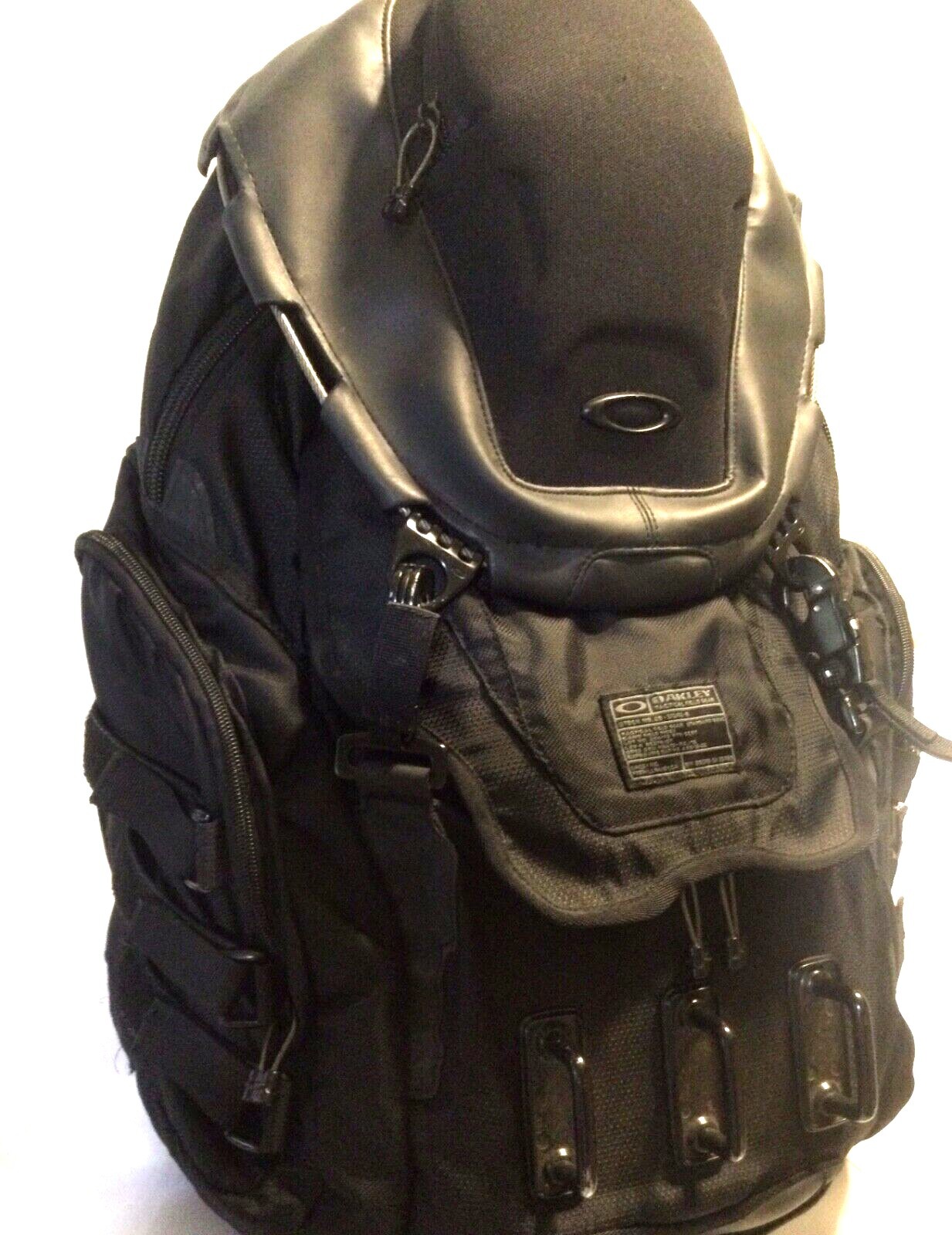 OAKLEY KITCHEN SINK BACKPACK 34L Stealth Black Tactical Field Gear Trail Bag