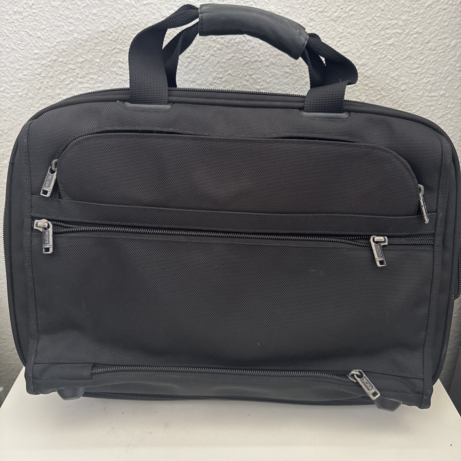Tumi Alpha Ballistic Nylon 18″ Boarding Tote Bag CarryOn Laptop Black -Free Ship