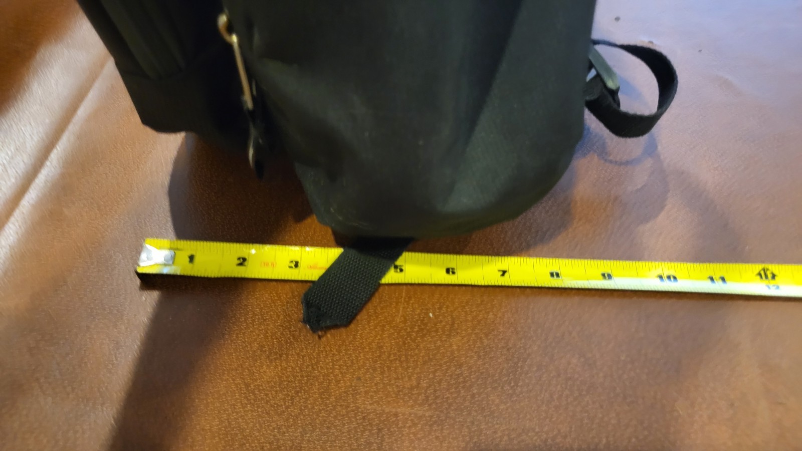 Eastsport Titan Backpack BLACK – EXPANSION ZIPPER -POCKETS GALORE! EUC!!