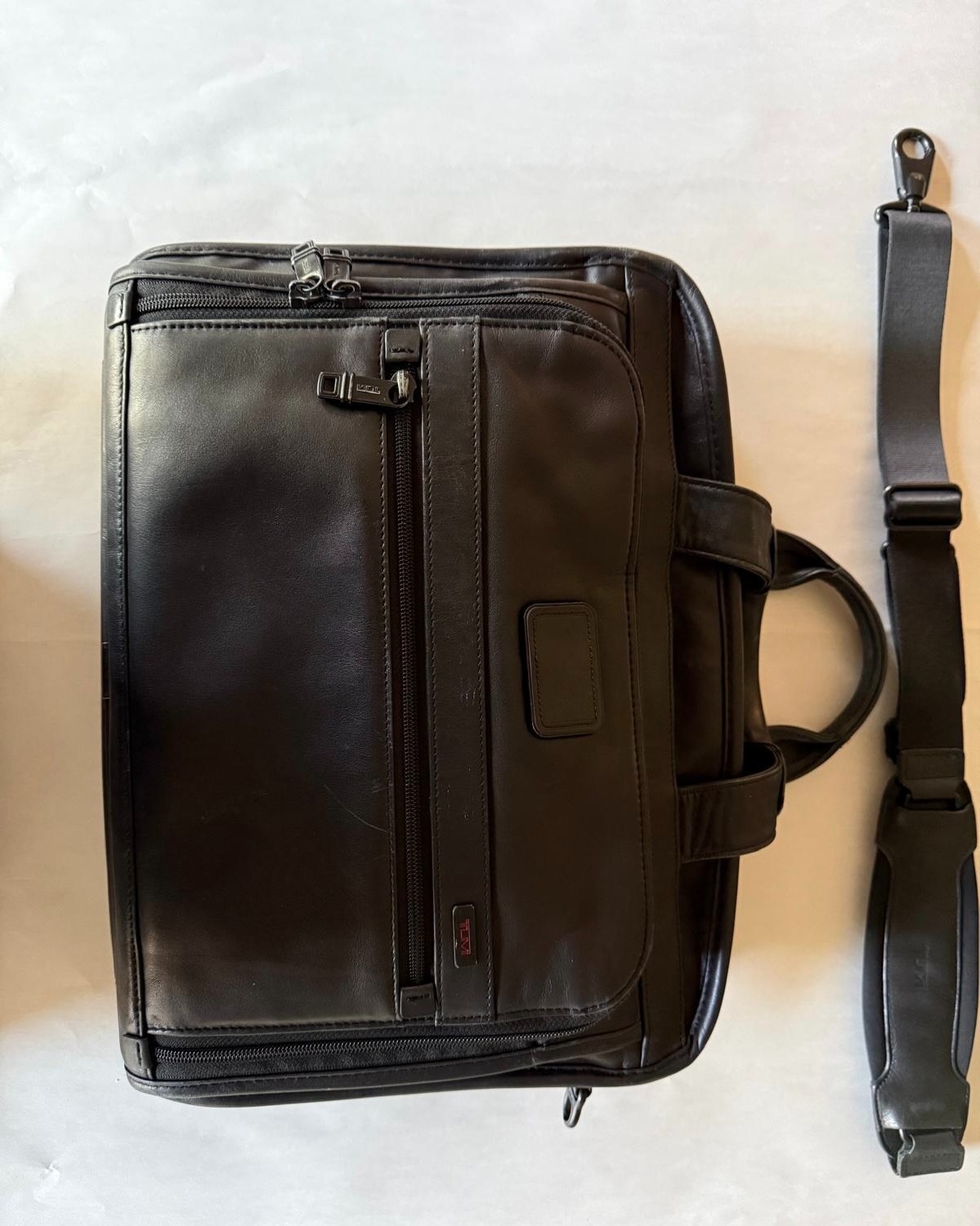 96531DH Tumi Alpha 2 T-Pass Organizer Briefcase in Black Napa Leather Laptop Bag