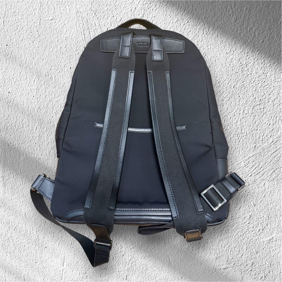 TUMI –