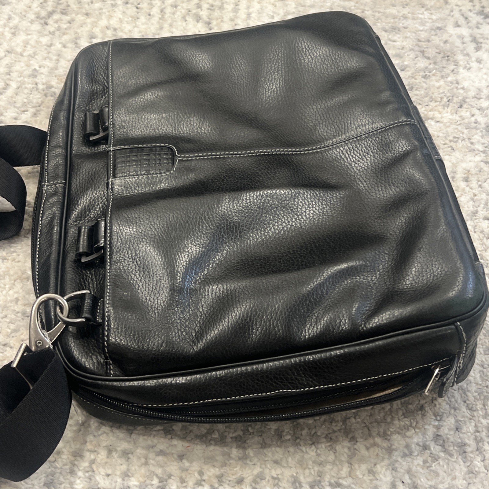 Boconi Black Leather Tumbled Pebbled Messenger Briefcase Laptop Case EUC