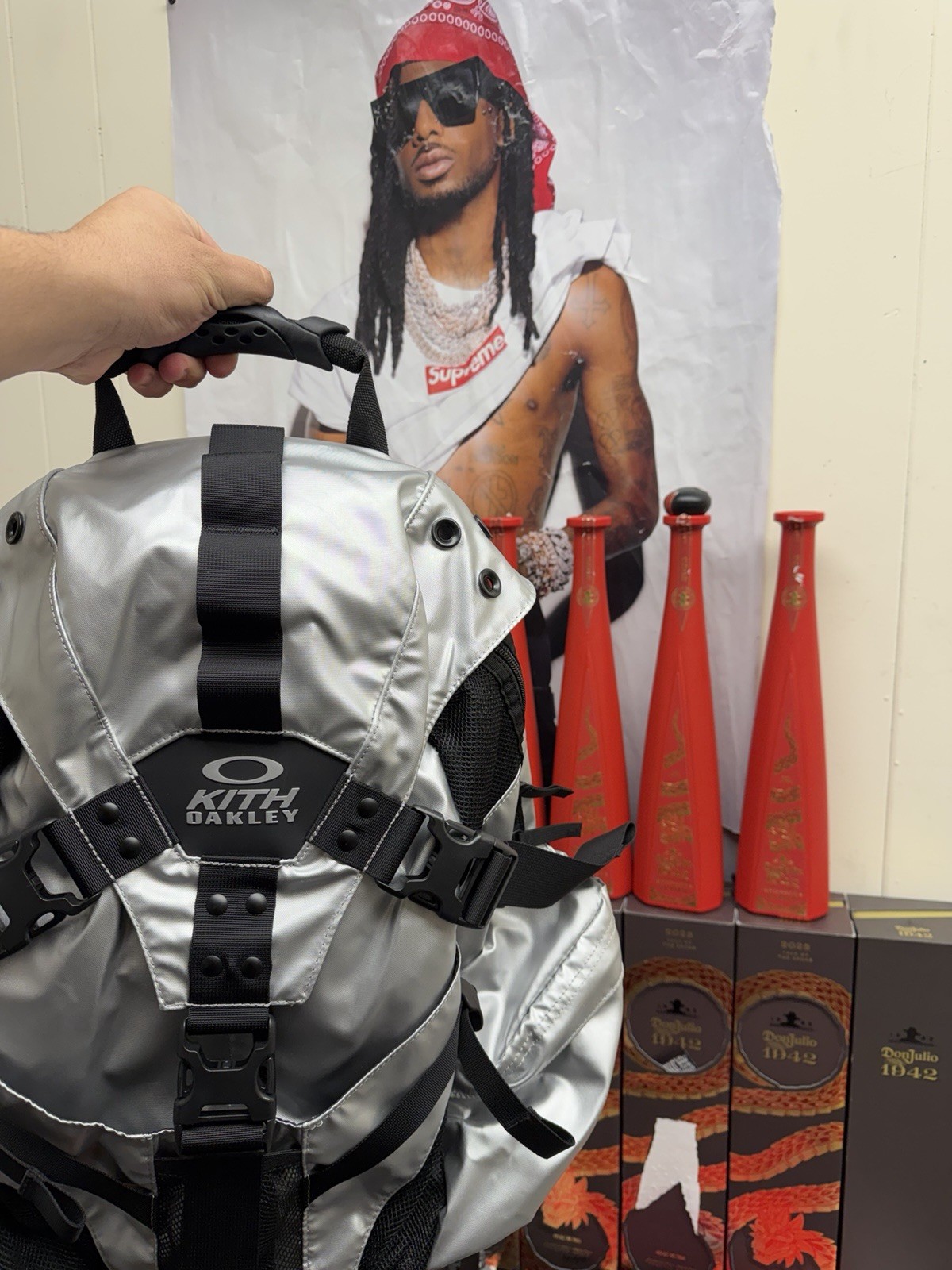 Kith for Oakley Icon RC Backpack Silver *NEW IN HAND SOLDOUT WILL SHIP RIGHT NOW