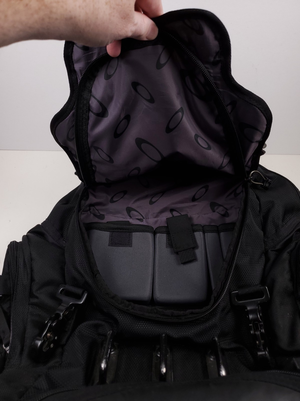 Oakley Kitchen Sink Backpack Stealth Black 34L Laptop Tactical Hiking